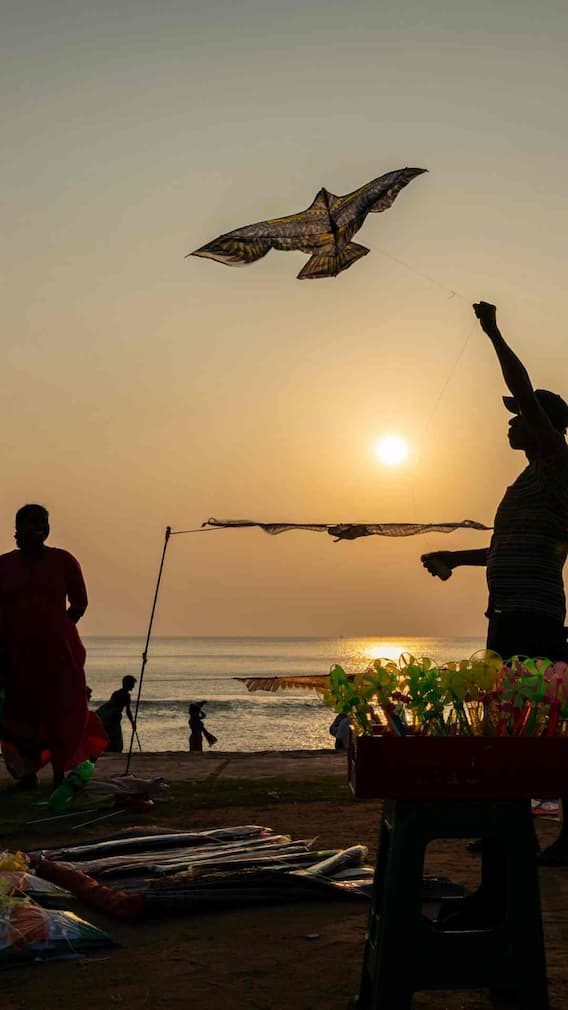 भारतीयों को खूब भा रहा ये पड़ोसी देश, पर्यटकों ने तोड़ दिया 2024 का रिकॉर्ड