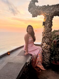 Thabitha Sukumar : ఈ క్షణం మధురం ..పెళ్లిరోజు సెలబ్రేషన్స్ లో తబిత సుకుమార్!