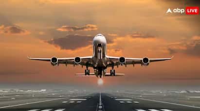 Flight Travelling Tips: ਫਲਾਈਟ ਦੇ ਸਫਰ ਦੇ ਦੌਰਾਨ ਟੇਕਆਫ ਅਤੇ ਲੈਂਡਿੰਗ ਦੌਰਾਨ ਹਰ ਯਾਤਰੀ ਦੀ ਸਮਝਦਾਰੀ ਹੀ ਸਭ ਤੋਂ ਵੱਡੀ ਸੁਰੱਖਿਆ ਹੈ। ਇਨ੍ਹਾਂ ਸਾਵਧਾਨੀਆਂ ਨੂੰ ਧਿਆਨ ਵਿੱਚ ਰੱਖ ਕੇ ਤੁਸੀਂ ਖੁਦ ਦਾ ਬਚਾਅ ਕਰ ਸਕਦੇ ਹੋ।