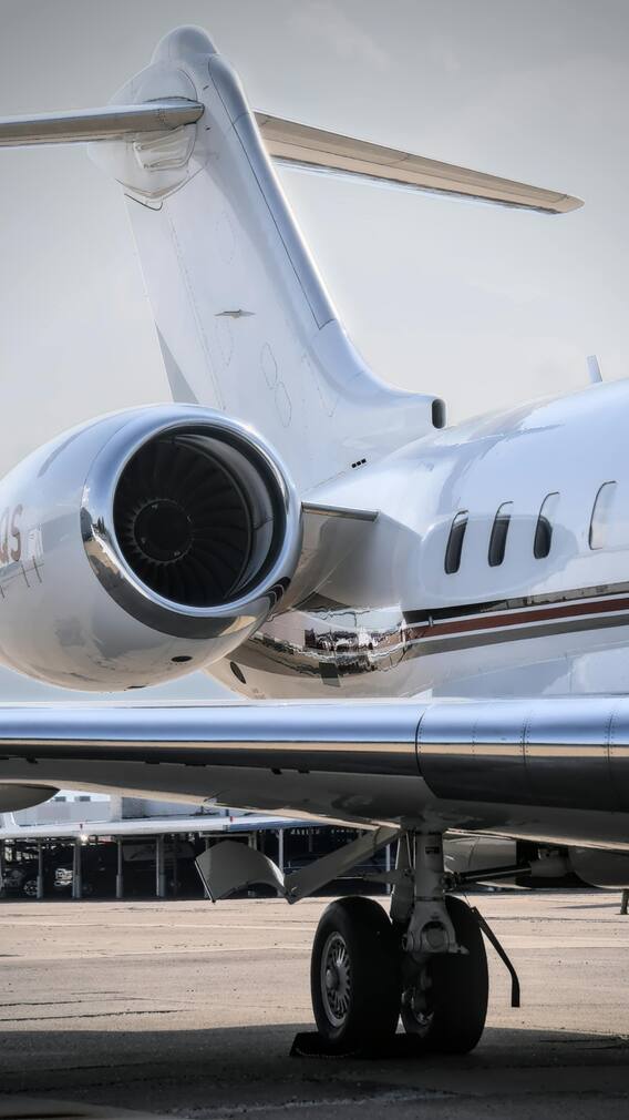 प्लेन की टंकी कितने लाख लीटर में होती है फुल?