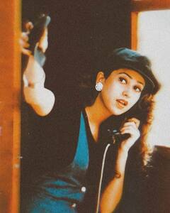 Karisma Kapoor Net Worth: करोड़ों की मालकिन हैं करिश्मा कपूर, एलिमनी में मिली थी इतनी मोटी रकम