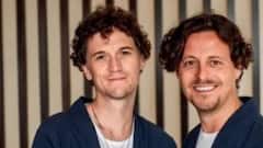 বিমানে ওঠার আগেই রিলস শ্যুট, 'অনেক আনন্দ নিয়ে ফিরছি', তারপরই মর্মান্তিক পরিণতি ব্রিটিশ 'সমকামি কাপল'- এর