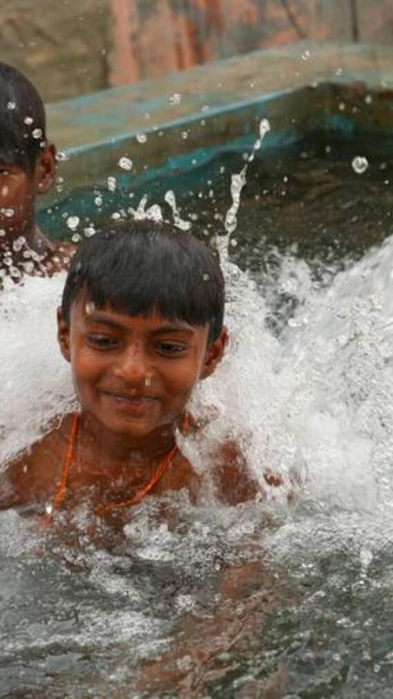 दिल्ली में प्रचंड गर्मी और उमस का कहर, कब तक होगी बारिश?