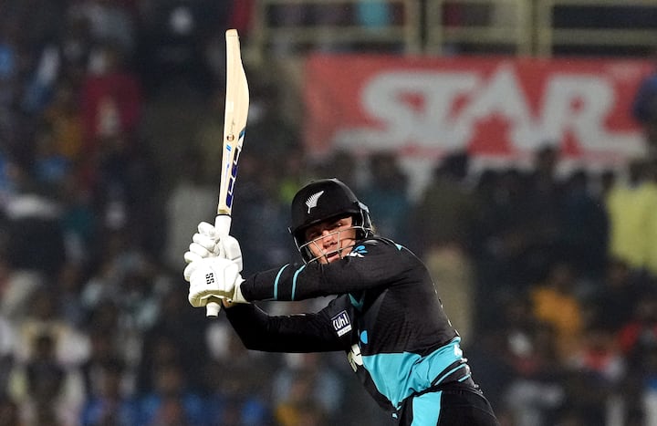 Allen smashed a stunning 151 off just 51 balls, setting a new world record for the most sixes in a T20 innings — hitting 19 sixes, surpassing Chris Gayle’s long-standing record of 18.