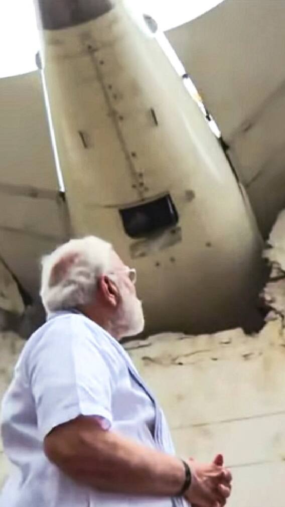 पंतप्रधान नरेंद्र मोदींकडून दुर्घटनास्थळाची पाहाणी!