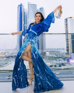 दिल्ली की इस 'क्वीन' का राजा-रानियों की तरह है ठाठ-बाट, 2690 करोड़ की है दौलत, Netflix पर मचा चुकी हैं धूम