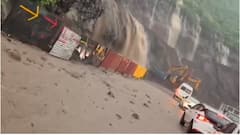 Dive Ghat Rain : दगड, पाऊस, चिखल अन् राडा....माऊलींच्या पालखीमार्गावरील दिवेघाटाची दुरावस्था, पाहा फोटो
