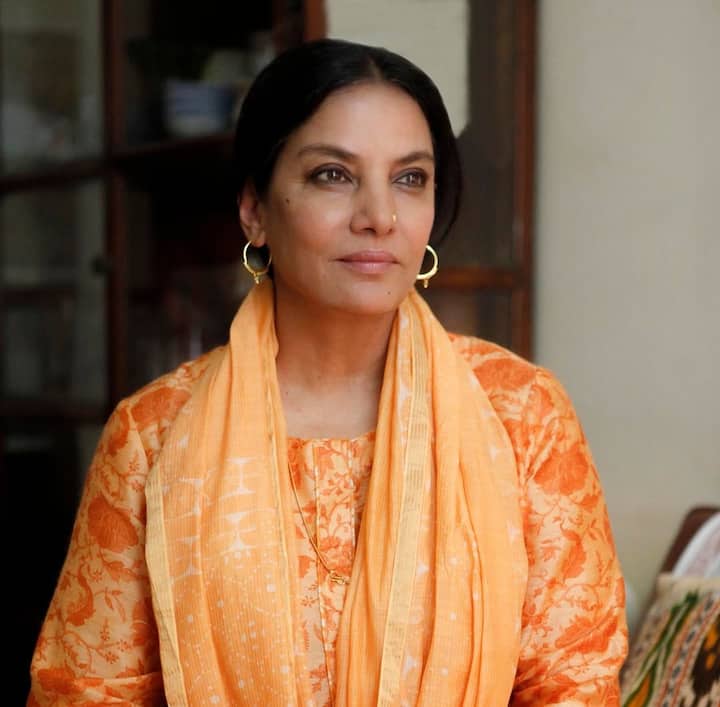 Shabana Azmi is 74 years old and seeing her screen presence and performance, everyone started praising her.