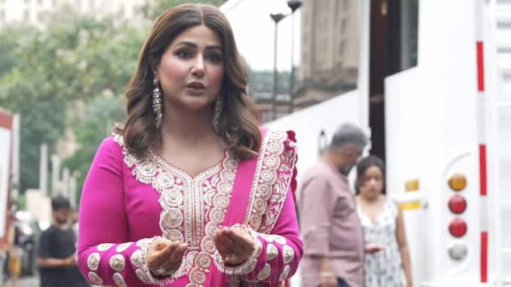 Paparazi spotted him during the shooting of Laughter Chefs Season 2. During this time a video of the actress went viral where she talked about canceling the party.