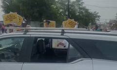 ਪੰਜਾਬ 'ਚ ਹਰਿਆਣਾ ਦੇ ਮੁੱਖ ਮੰਤਰੀ ਨੂੰ ਦਿਖਾਈਆਂ ਕਾਲੀਆਂ ਝੰਡੀਆਂ, ਲੋਕਾਂ ਨੇ 'ਪਾਣੀ ਚੋਰ ਵਾਪਸ ਜਾਓ' ਦੇ ਲਾਏ ਨਾਅਰੇ