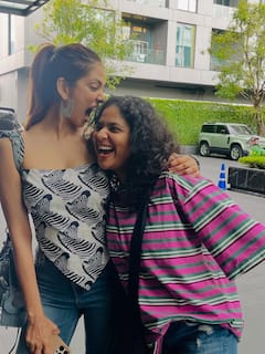 Malavika Mohanan’s Sunset Glam In Bangkok Is Serving Major City Girl Vibes