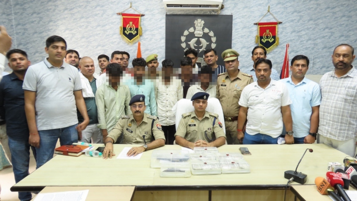 Aligarh: बैंक कर्मचारी ने रची थी साजिश, 5 लुटेरे गिरफ्तार, पुलिस ने किया खुलासा