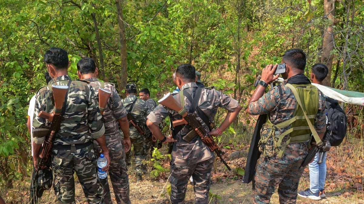 MP के बालाघाट में सुरक्षाबलों के साथ मुठभेड़ में 4 नक्सली ढेर, भारी मात्रा में हथियार और विस्फोटक बरामद
