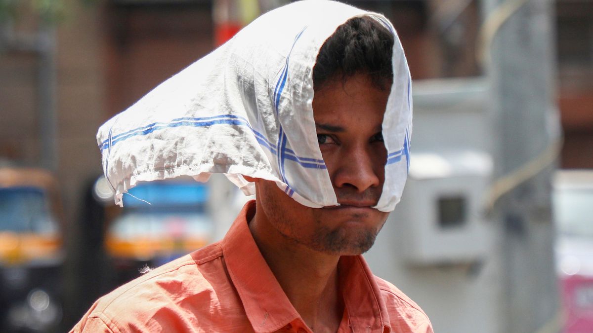 Delhi Weather: हीटवेव से झुलसी दिल्ली को बारिश से मिलेगी राहत! IMD ने दिया अलर्ट, जानें कब होगी बरसात?