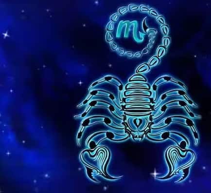 वृश्चिक: सप्ताह को धैर्य और समझदारी से संतुलित रखें। खर्चों पर नियंत्रण रखना जरूरी होगा। पारिवारिक माहौल में कुछ असंतुलन हो सकता है, जिसे संवाद के जरिए सुलझाया जा सकता है।