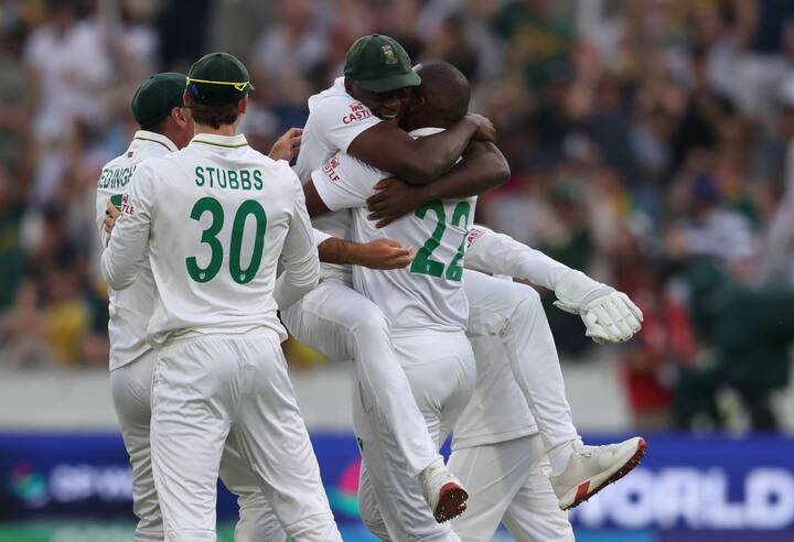 तिसऱ्या दिवसाचा खेळ थांबेपर्यंत एडेन मार्करामने 102 धावा केल्या आहेत, तर टेम्बा बावुमा दुखापतग्रस्त असूनही 65 धावांवर नाबाद आहे. (Image Credit-ICC)
