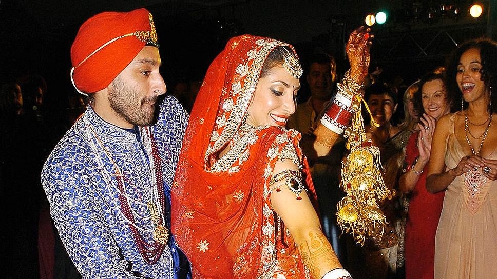 करिश्मा कपूर की सौतन ने संजय से पहले इस शख्स संग की थी शादी, 10 दिन चला था फंक्शन, 100 करोड़ हुए थे खर्च