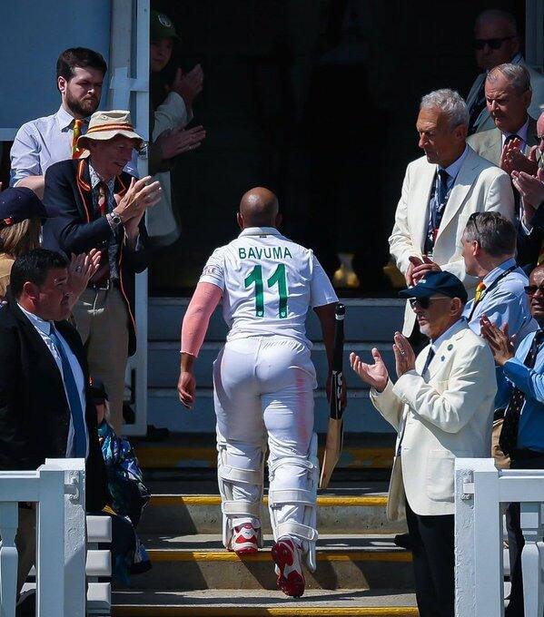 एवढेच नाही तर बावुमा डब्ल्यूटीसी फायनलमध्ये अर्धशतक झळकावणारा दुसरा कर्णधार बनला आहे.