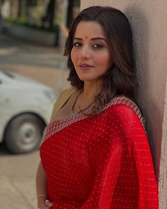 भोजपुरी एक्ट्रेस Monalisa ने पोस्ट कर दी ऐसी खूबसूरत तस्वीरें, देखते ही दीवाने हुए फैंस