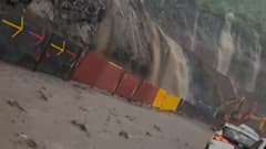 Dive Ghat Rain : दगड, पाऊस, चिखल अन् राडा....माऊलींच्या पालखीमार्गावरील दिवेघाटाची दुरावस्था, पाहा फोटो