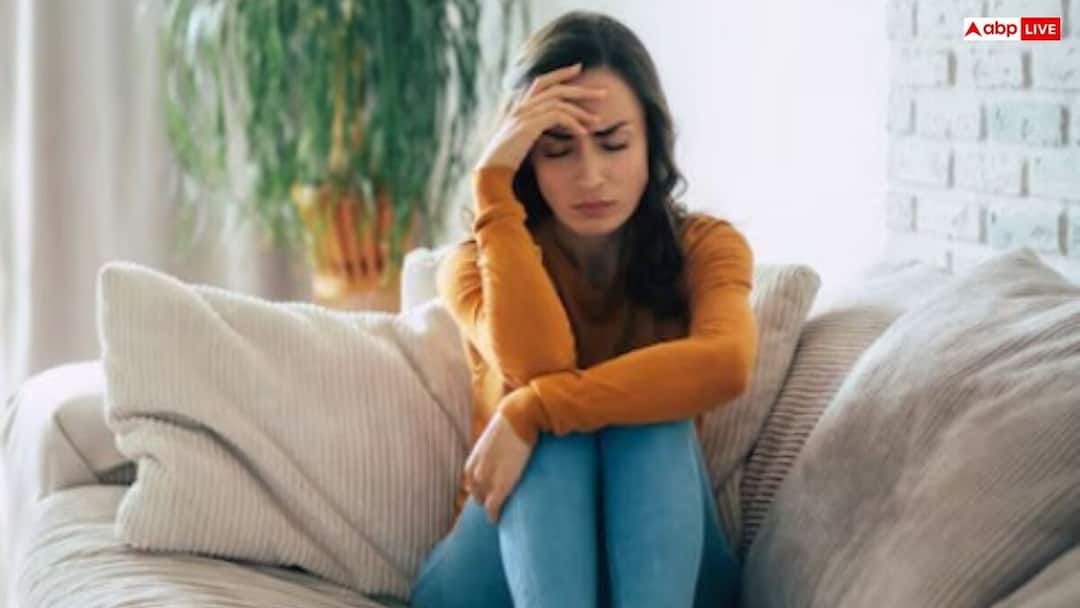 If you see these 7 symptoms then understand that a mental problem has started. World Mental Health Day: આ 7 લક્ષણો 3 દિવસથી વધુ સમય રહે તો મેંટલ પ્રોબ્લેમના છે સંકેત