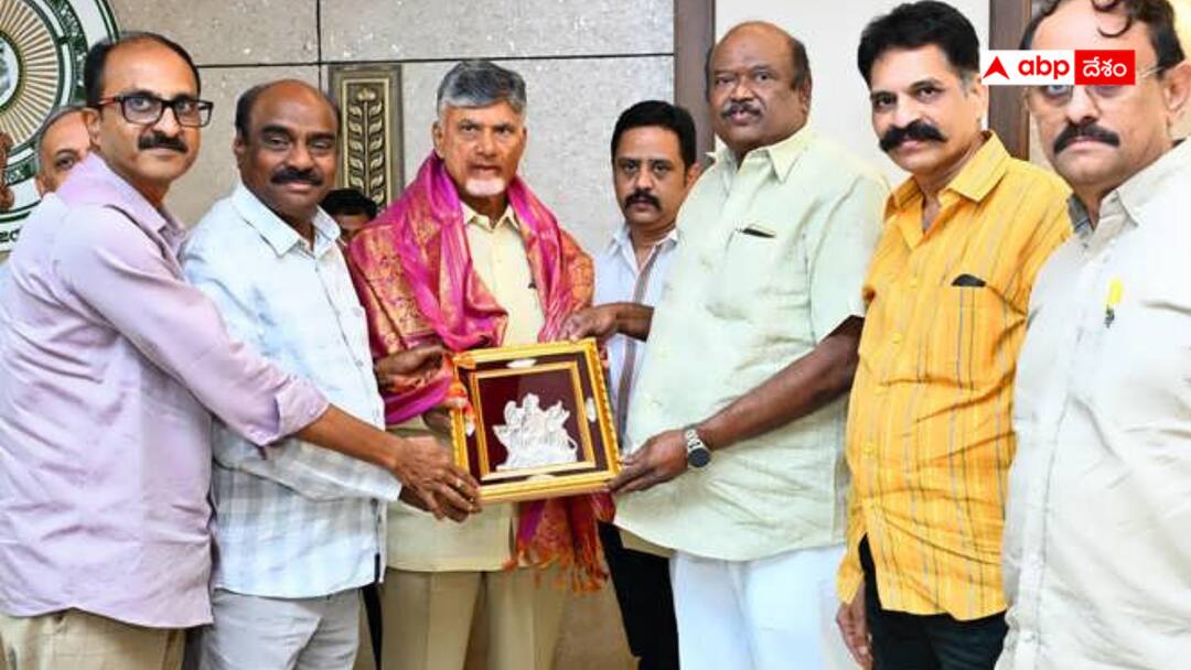Tollywood bigwigs meeting with Chandrababu Naidu postponed Chandrababu Tollywood: చంద్రబాబుతో టాలీవుడ్ పెద్దల భేటీ వాయిదా - షూటింగ్‌లతో తీరిక లేకుండా ఉన్నారని సమాచారం
