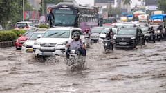 महाराष्ट्र में मानसून और पकड़ेगा जोर, रत्नागिरी समेत कई जिलों में रेड अलर्ट, आंधी-तूफान और भारी बारिश की चेतावनी