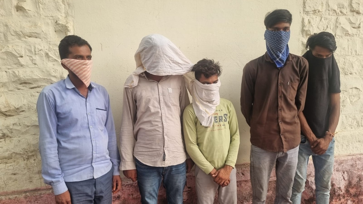मंदसौर वीडियो कांड के आरोपियों पर एक्शन, मनोहर लाल धाकड़ की शिकायत पर 5 गिरफ्तार