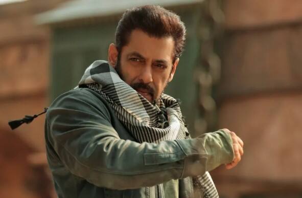 ਸਾਲ 2002 ਦੀ ਇੱਕ ਰਿਪੋਰਟ ਵਿੱਚ, ਸਲਮਾਨ ਖਾਨ ਨੇ ਮੰਨਿਆ ਕਿ ਉਨ੍ਹਾਂ ਨੇ ਇੱਕ ਪਾਰਟੀ ਵਿੱਚ ਸੁਭਾਸ਼ ਘਈ ਨੂੰ ਥੱਪੜ ਮਾਰਿਆ ਸੀ। ਉਨ੍ਹਾਂ ਨੇ ਦੱਸਿਆ ਕਿ ਘਈ ਨੇ ਪਹਿਲਾਂ ਉਸ 'ਤੇ ਚਮਚੇ ਅਤੇ ਪਲੇਟ ਨਾਲ ਹਮਲਾ ਕੀਤਾ ਅਤੇ ਨਿਰਦੇਸ਼ਕ ਨਾਲ ਦੁਰਵਿਵਹਾਰ ਕੀਤਾ। ਇਸ ਕਾਰਨ ਸਲਮਾਨ ਗੁੱਸੇ ਵਿੱਚ ਆਪਣਾ ਆਪਾ ਗੁਆ ਬੈਠਾ। ਹਾਲਾਂਕਿ, ਉਸਨੇ ਅਗਲੇ ਦਿਨ ਮੁਆਫੀ ਮੰਗ ਲਈ।