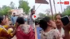 पति का चल रहा था चक्कर! पत्नी ने प्रेमिका को सरेआम ऐसा कूटा कि यूजर्स बोले...मर जाएगी वो