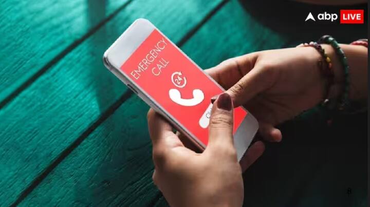 Emergency Helpline Numbers: ਇਹ ਤਿੰਨੋਂ ਹੈਲਪਲਾਈਨ ਨੰਬਰ ਹਰ ਕਿਸੇ ਦੇ ਮੋਬਾਈਲ ਵਿੱਚ ਸੇਵ ਹੋਣੇ ਚਾਹੀਦੇ ਹਨ। ਨਾ ਸਿਰਫ਼ ਐਮਰਜੈਂਸੀ ਦੀ ਸਥਿਤੀ ਵਿੱਚ, ਇਹ ਨੰਬਰ ਕਈ ਵਾਰ ਸਥਿਤੀ ਨੂੰ ਕੰਟਰੋਲ ਕਰਨ ਵਿੱਚ ਵੀ ਮਦਦਗਾਰ ਸਾਬਤ ਹੁੰਦੇ ਹਨ।