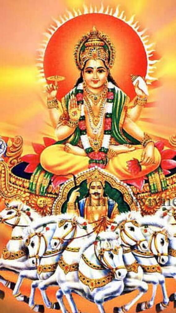 সপ্তাহ শুরুর আগেই ভাগ্যে 'ত্রিগুণ রাজযোগ'! কপালে 'গোল্ডেন টাইম' এই রাশিদের