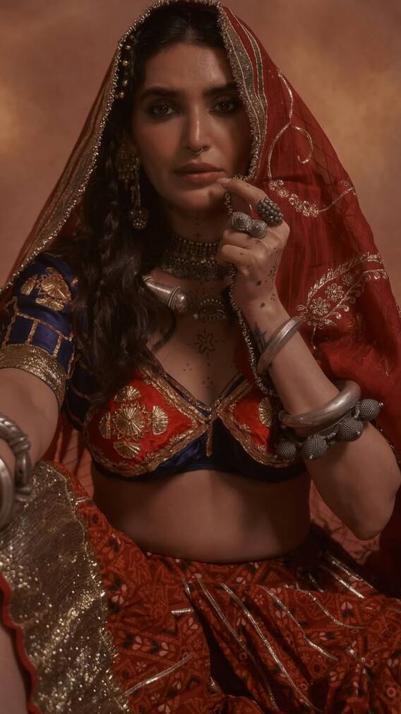 Karishma Tanna Looks Straight Out Of A Rajasthani Folk Tale