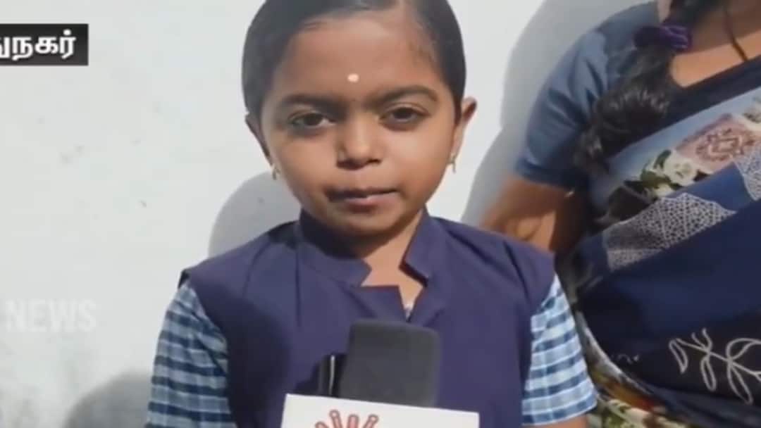 விருதுநகருக்கே பெருமை.. மும்பை ஐஐடியில் படிக்கப்போகும் டீக்கடைக்காரர் மகள் - ஜேஇஇ தேர்வில் அரசுப்பள்ளி மாணவி அசத்தல்