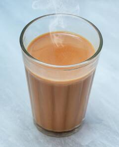 ਆ ਰਹੀ ਹਾਜ਼ਮੇ ਦੀ ਸਮੱਸਿਆ ਤੇ ਨੀਂਦ 'ਚ ਰੁਕਾਵਟ, ਕਿਤੇ ਤੁਸੀਂ ਵੀ ਤਾਂ ਨਹੀਂ ਪੀ ਰਹੇ ਇਹ ਡ੍ਰਿੰਕ