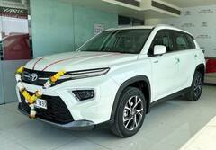 Toyota ਲੈ ਕੇ ਆਈ ਸ਼ਾਨਦਾਰ ਆਫਰ, ਸਿਰਫ਼ 99 ਰੁਪਏ ਦੀ EMI ਤੇ ਖ਼ਰੀਦ ਸਕਦੇ ਹੋ ਕਾਰ ! 30 ਜੂਨ ਤੱਕ ਹੀ ਹੈ ਸਕੀਮ