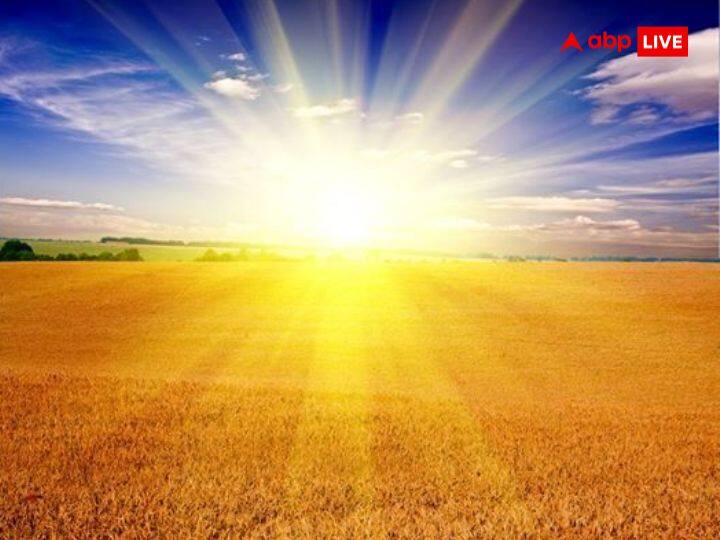 आज रविवार, 15 जून 2025 को सुबह 11 बजकर 58 मिनट सूर्य वृषभ राशि की यात्रा पूरी कर मिथुन राशि में आ जाएंगे और 16 जुलाई तक इसी राशि में रहेंगे. इसके बाद सूर्य का गोचर कर्क राशि में होगा.