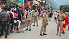 कैंची धाम मंदिर के 61वें स्थापना दिवस की धूम, उमड़ा श्रद्धालुओं का हुजूम, सुरक्षा चाक-चौबंद