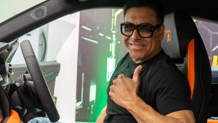 Actor Ram Kapoor has purchased the Lamborghini Urus SE SUV, priced at over ₹4.57 crore.