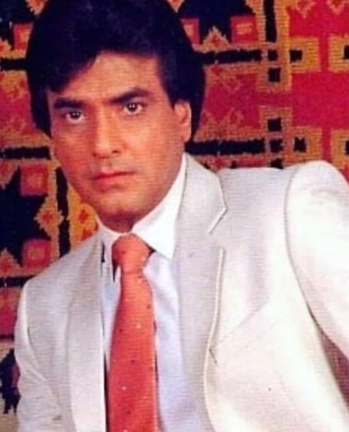 आज भी जितेंद्र उस दिन को याद करते हैं, तो इमोशनल हो जाते हैं. वो खुद भी मानते हैं कि उनकी पत्नी ने केवल व्रत नहीं रखा था, बल्कि उनकी जान भी बचा ली थी.