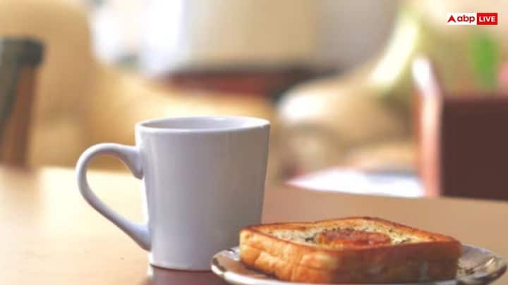सुबह का नाश्ता करते समय इन 6 चीजों से बचें, जो दिखने में हेल्दी लगती हैं, लेकिन सेहत को धीरे-धीरे नुकसान पहुंचाती हैं.