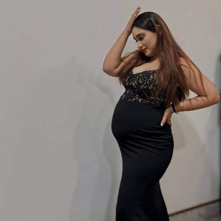 सची एक इंटीरियर डिझायनर होती आणि ती कॉमेडियन अभिषेक कृष्णाची चुलत बहीण आहे.