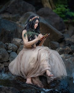 19 में हुई शादी 20 की उम्र में बनी मां, बेटी को कंगारू बैग में रख ऑडिशन देने जाती थी ये हसीना, आज करती हैं टीवी पर राज