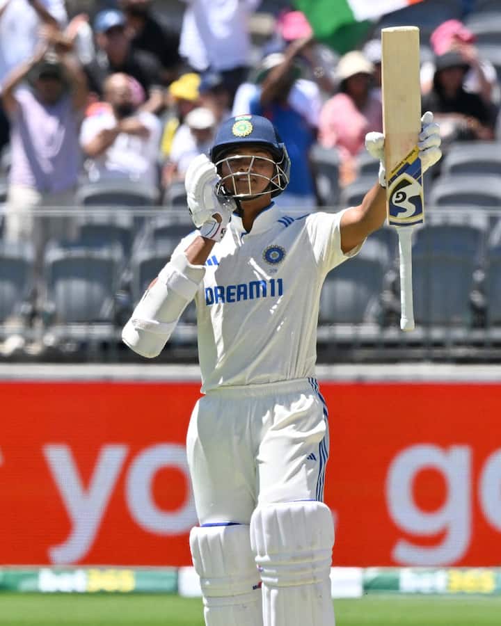 Jaiswal has so far scored 1798 runs in 36 innings of 19 matches in Test cricket. During this time his average has been around 53. Jaiswal has scored 10 half -centuries and 4 centuries in Test cricket. Jaiswal is just 202 runs away from completing 2000 runs in Test cricket.