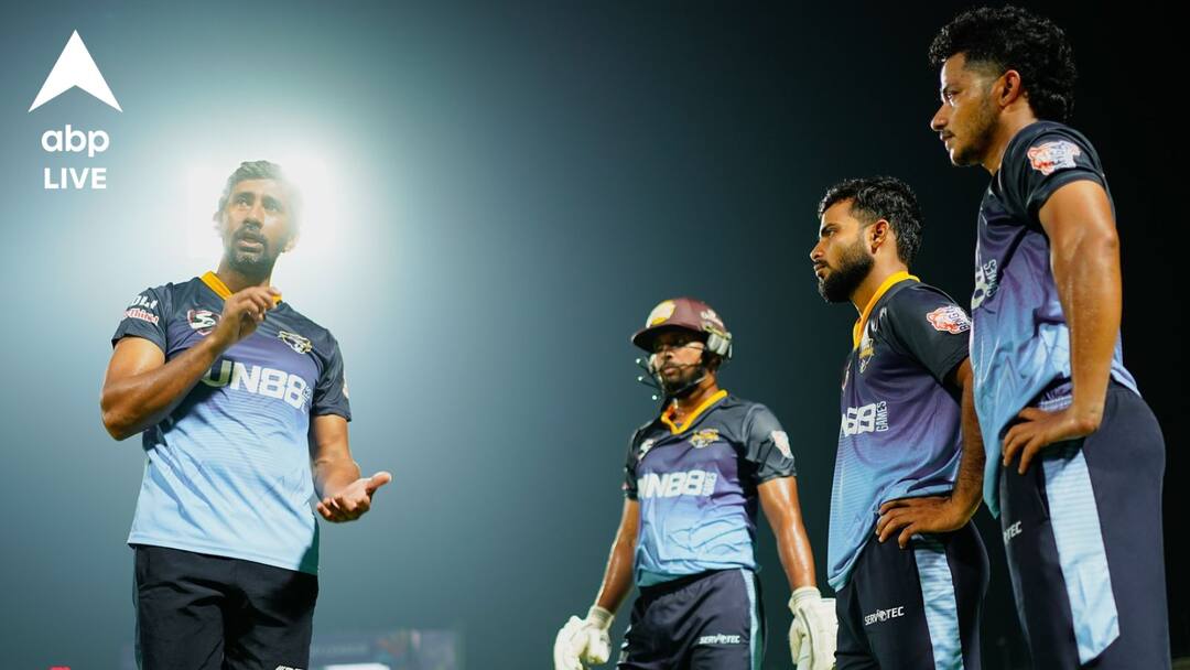 Bengal Pro T20 Siliguri Strikers mentor Wriddhiman Saha wants IPL style players auction in CAB run tournament Eden Gardens news Bengal Pro T20: আইপিএলের ধাঁচে নিলাম চালু হোক বেঙ্গল প্রো টি-২০ লিগেও, প্রস্তাব ঋদ্ধির, কেন উঠছে না বড় রান?