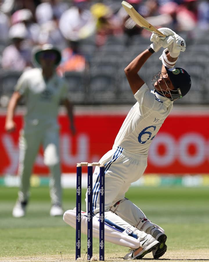 The five -match Test series between India and England will start from June 20. The second match of the series will be played from July 2. The third match will start from July 10. The fourth match of the series will be played from 23 July. At the same time, the last match of the series will be from 31 July.