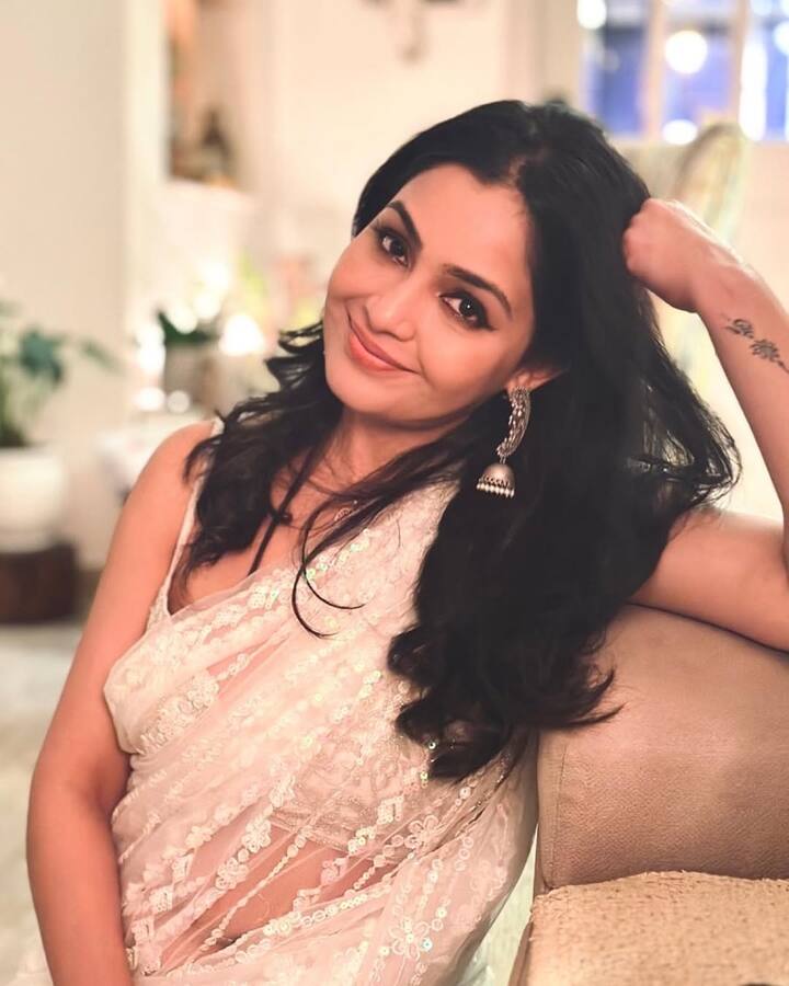 पीयुष और शुभांगी की मुलाकात स्कूल के दौरान ही हुई थी, दोनों को प्यार हो गया तो जल्द ही शादी भी कर ली.
