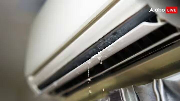 ઘણી વખત એવું જોવા મળ્યું છે કે એસીમાંથી પાણી ટપકતું હોય છે. ઘણા લોકો સમજી શકતા નથી. તેઓ ચિંતિત થઈ જાય છે. આવું કેમ થઈ રહ્યું છે? તમને જણાવી દઈએ કે, એસીમાંથી પાણી ટપકવું એ એક સામાન્ય પ્રક્રિયા છે. ઘણા લોકો માને છે કે એસી ખરાબ થઈ રહ્યું છે. તેથી જ આવું થઈ રહ્યું છે જ્યારે એવું નથી.