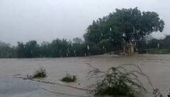 Amreli Rain: સાવરકુંડલામાં મેઘરાજાની સટાસટી, ધોધમાર વરસાદથી ફુલઝર નદીમાં પૂર