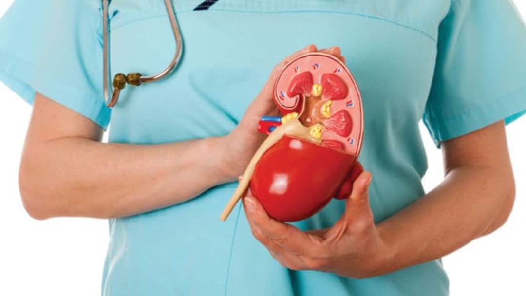 Eyes May Reveal Kidney Trouble — Don’t Miss These Warning Signs eye-health-kidney-disease-connection-symptoms-causes-warning-signs Eyes May Reveal Kidney Trouble — Don’t Miss These Warning Signs